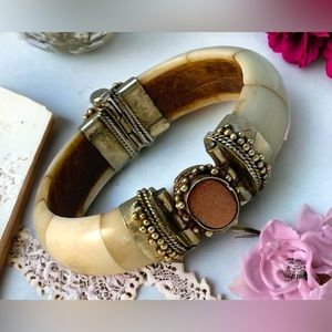 Vintage gold stone & bovine bone Balanesian bangle